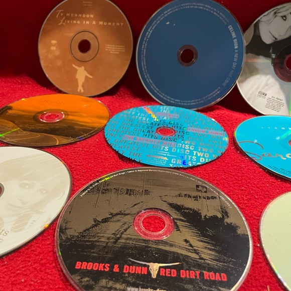 Assorted CD Collection - Picture 7 of 11